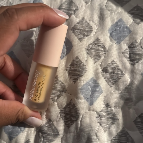 Polite society Pink Lip Plumping Gloss - Picture 6 of 6